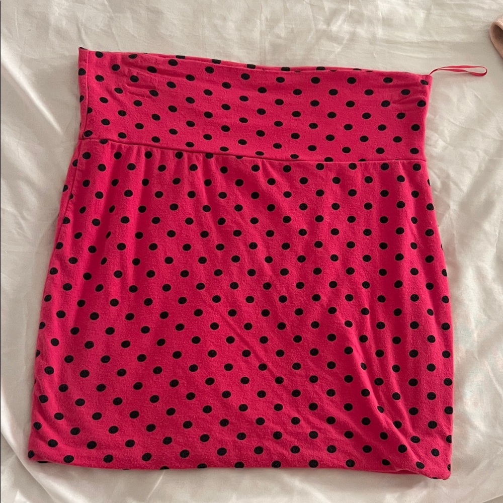 Chic Pink and Black Polka Dot Mini Skirt